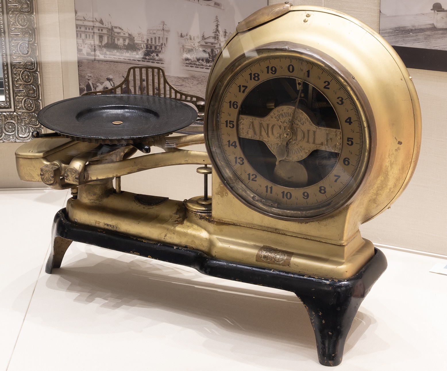 Image of Computing scale that won grand prize at the Alaska-Yukon-Pacific Exposition (AYPE), 1909